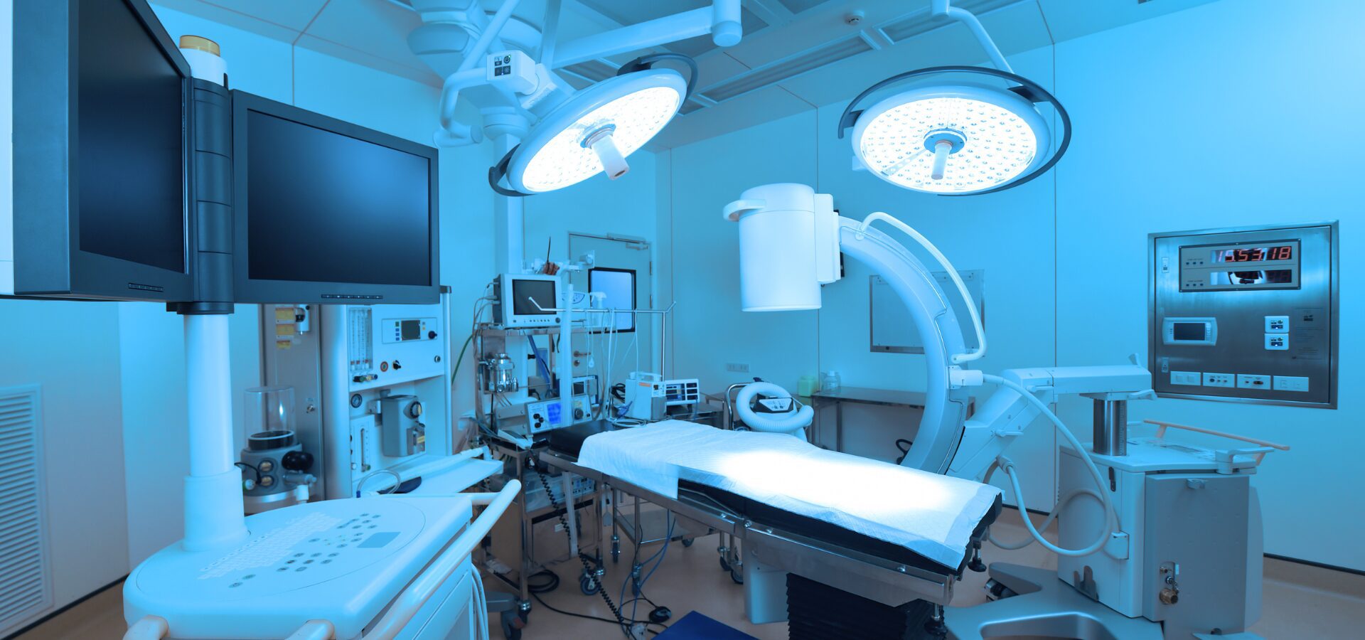 operating theatre blue light